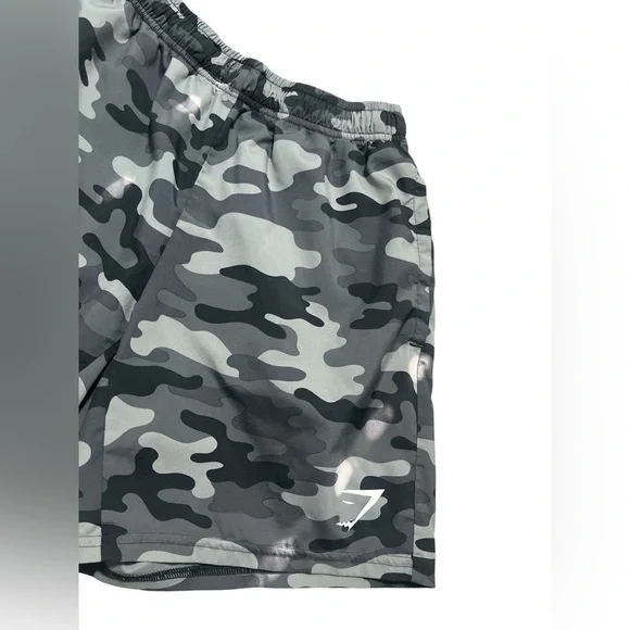 Gymshark Arrival 7" Short Graphite Gray Camo Size XS - Picture 6 of 7